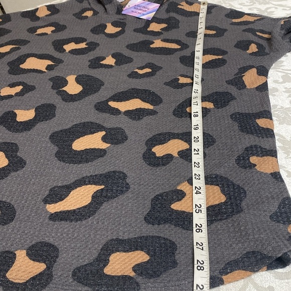 - NWT Bombom Pullover Hoodie Leopard Prints size M - Picture 5 of 11